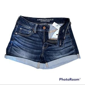 (SOLD) American Eagle Midi Super Super Stretch Dark/Regular Wash Jean Shorts